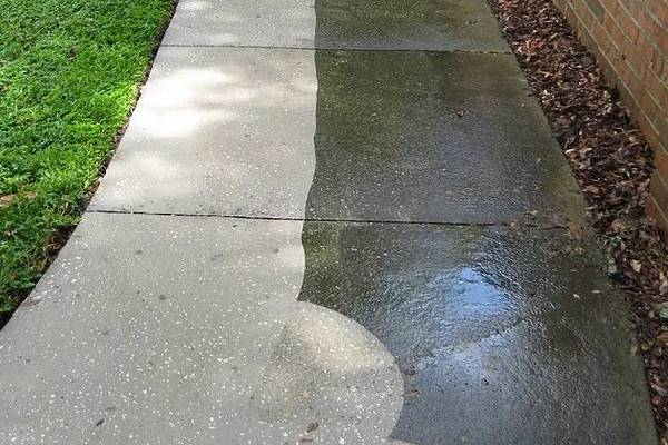 Driveway cleaning in Kelowna